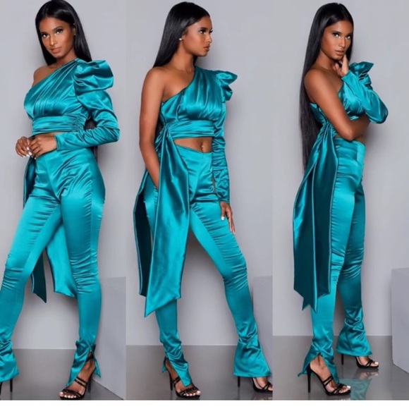 Fancy set - Picture 2 of 3